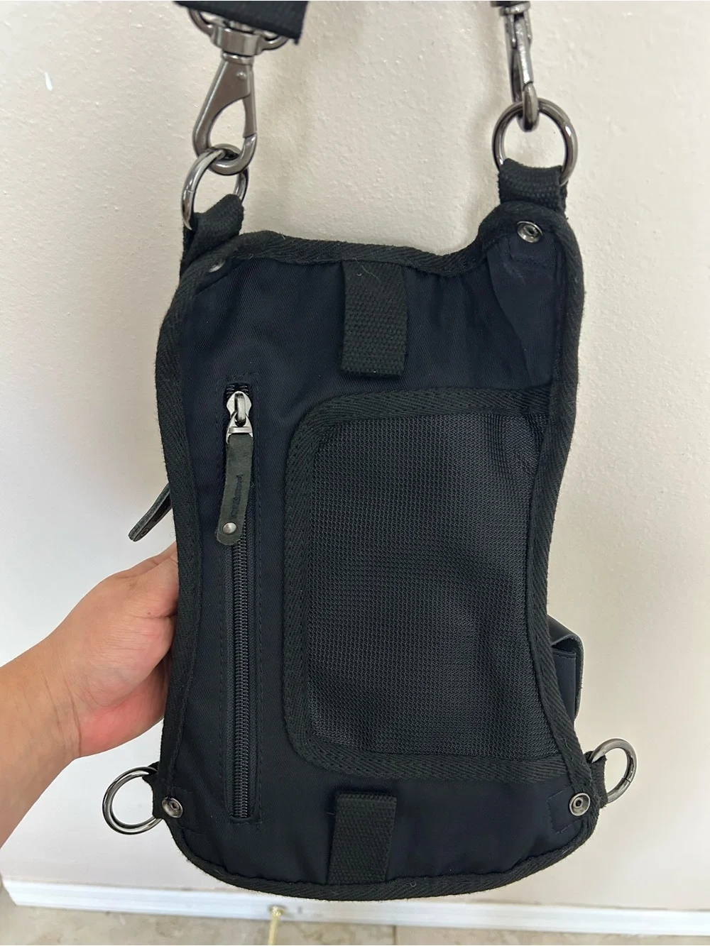 Ukoala compact black